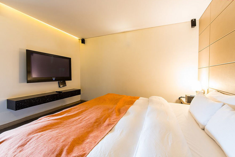 Tara Hotel Seoul Exterior photo