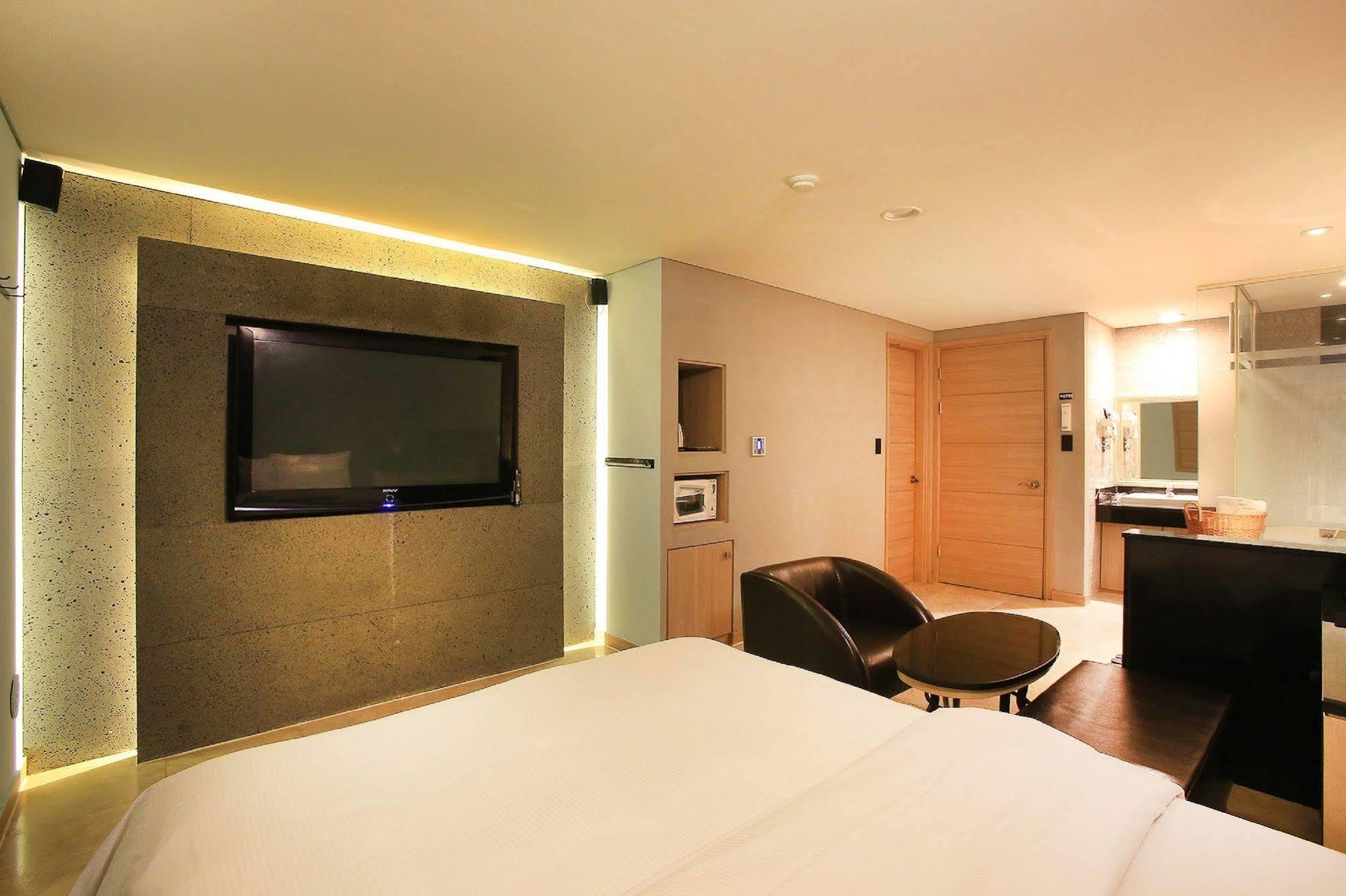 Tara Hotel Seoul Exterior photo